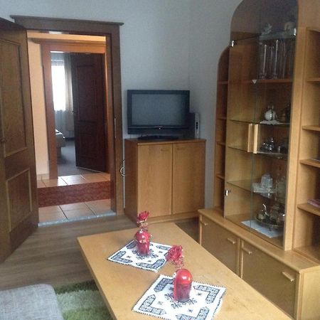 Ferienwohnung Blumen Penz Целль-ам-Ціллер Номер фото
